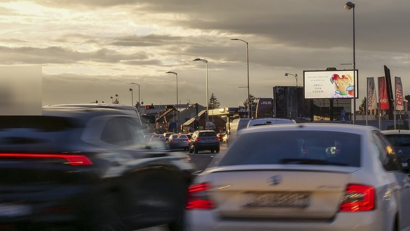 Sesvete dBillboard Zagrebačka ulica I