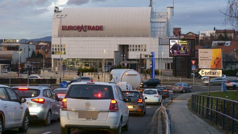 Sesvete dBillboard Zagrebačka ulica II
