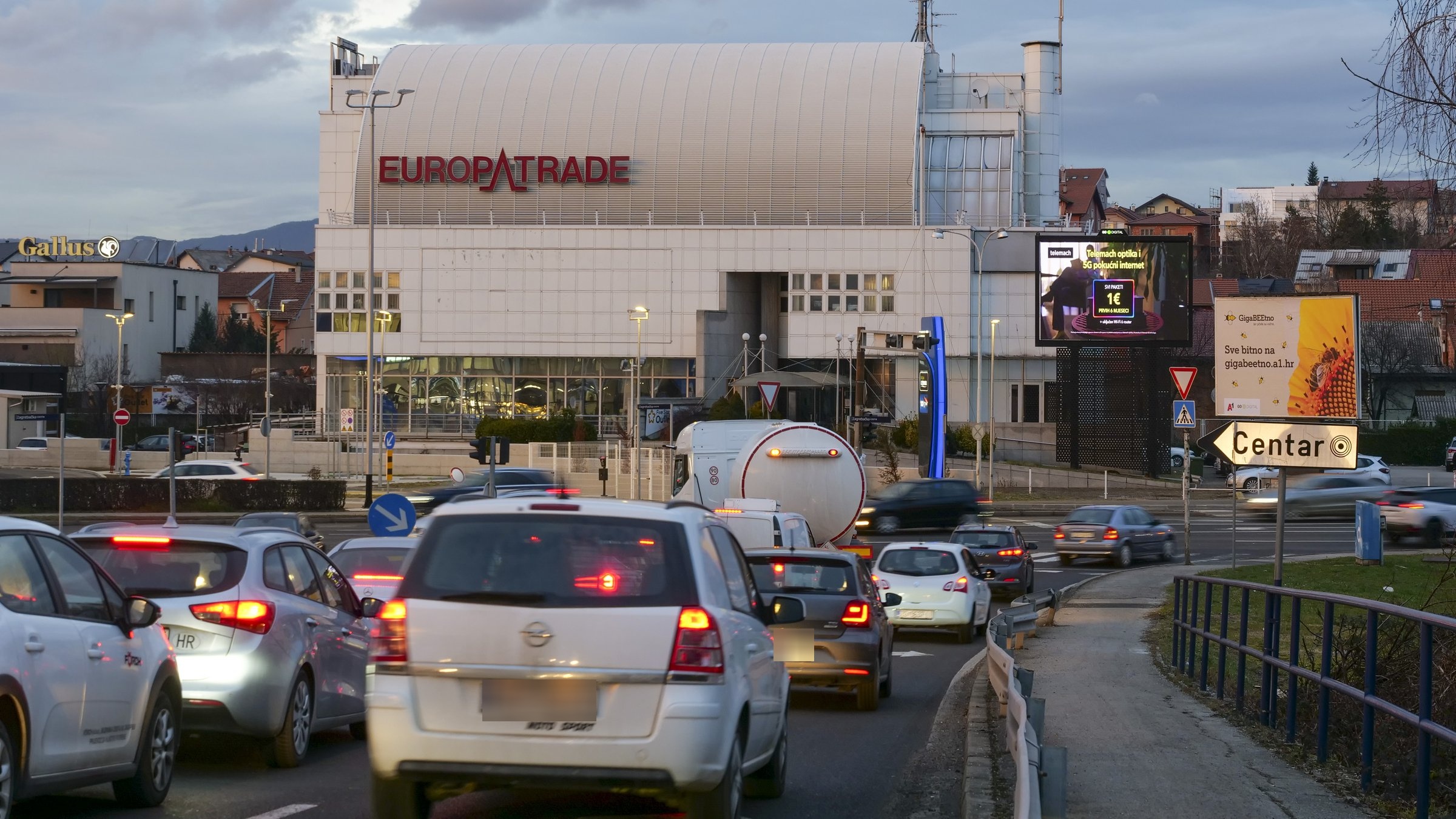 Sesvete dBillboard Zagrebačka ulica II